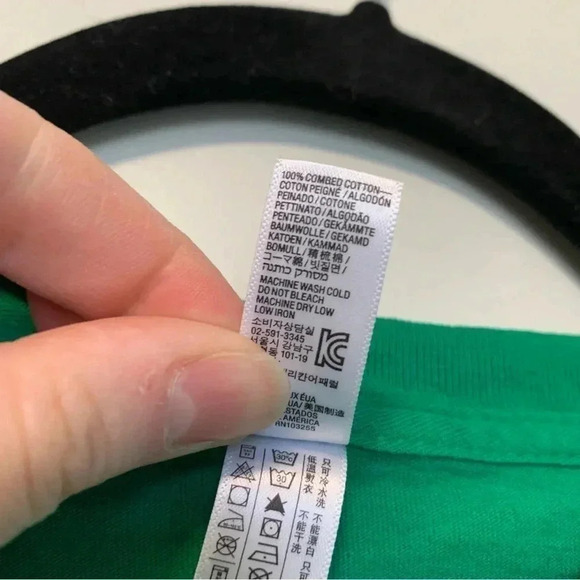 American Apparel  Pivot Friends Couch Sofa Green Tee - Picture 3 of 4